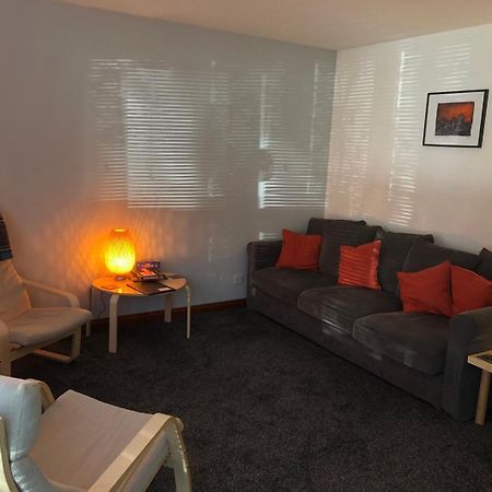 شقة New Super 2Bd Flat Near Dalkeith Town Centre المظهر الخارجي الصورة